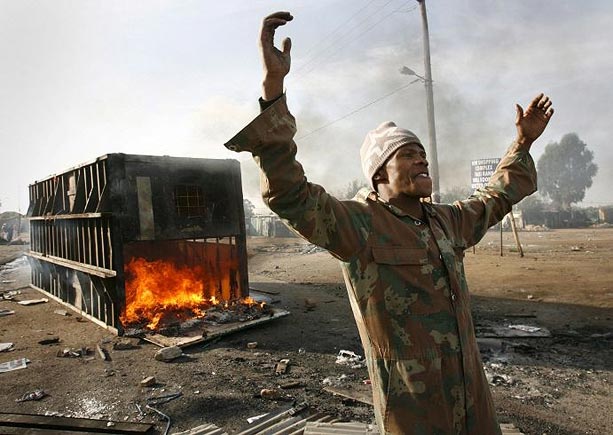 xenophobia H.E. John Dramani Mahama & Nana Addo condemn the xenophobic attacks in South Africa