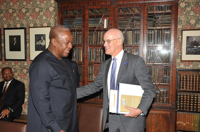 President-John-Dramani-Mahama-with-the-Vice-Chancellor-of-the-University-of-Oxford-Professor-Andrew-Hamilton Honorary Keynote Address 6th Oxford Africa Conference, 22-May-2015